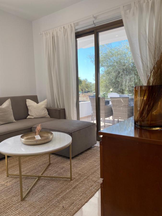 Phaedrus Living: City View Luxury Flat Androcleous Paphos Ngoại thất bức ảnh